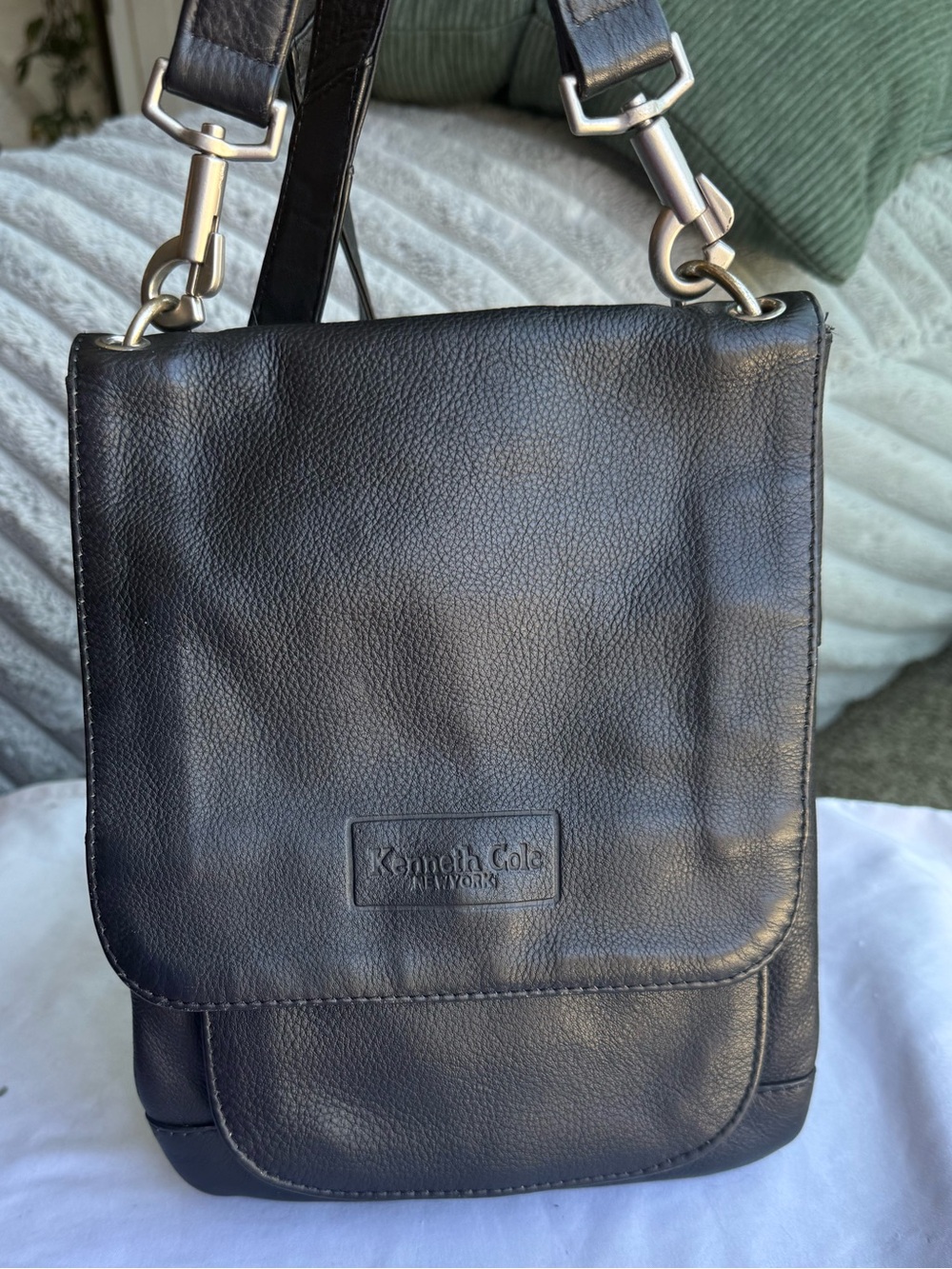 Kenneth Cole Black Leather Messenger Crossbody